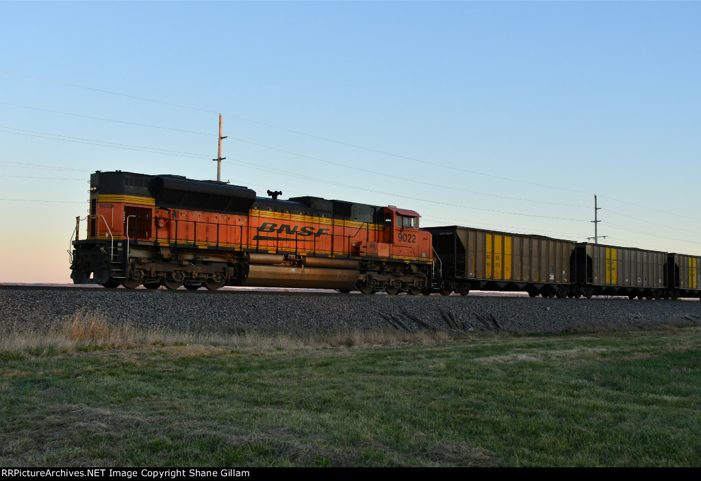 BNSF 9022 Roster shot.